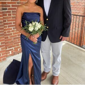 navy blue prom dress!